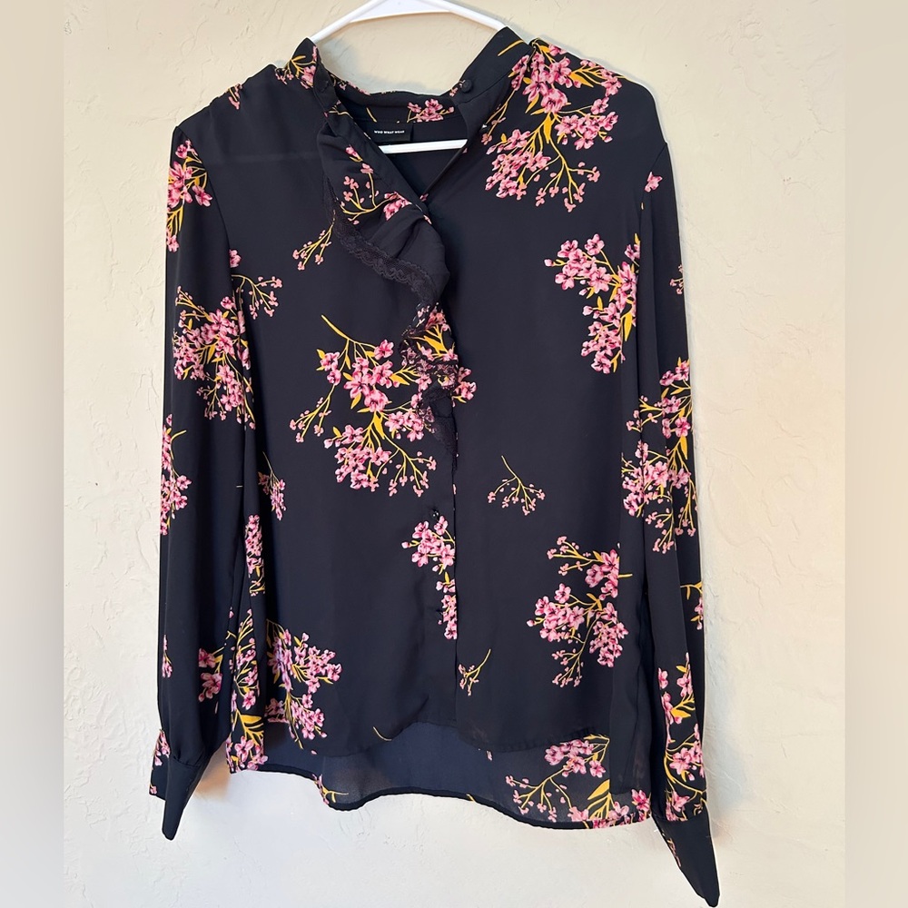 Who What Wear Black & Pink Floral Blouse